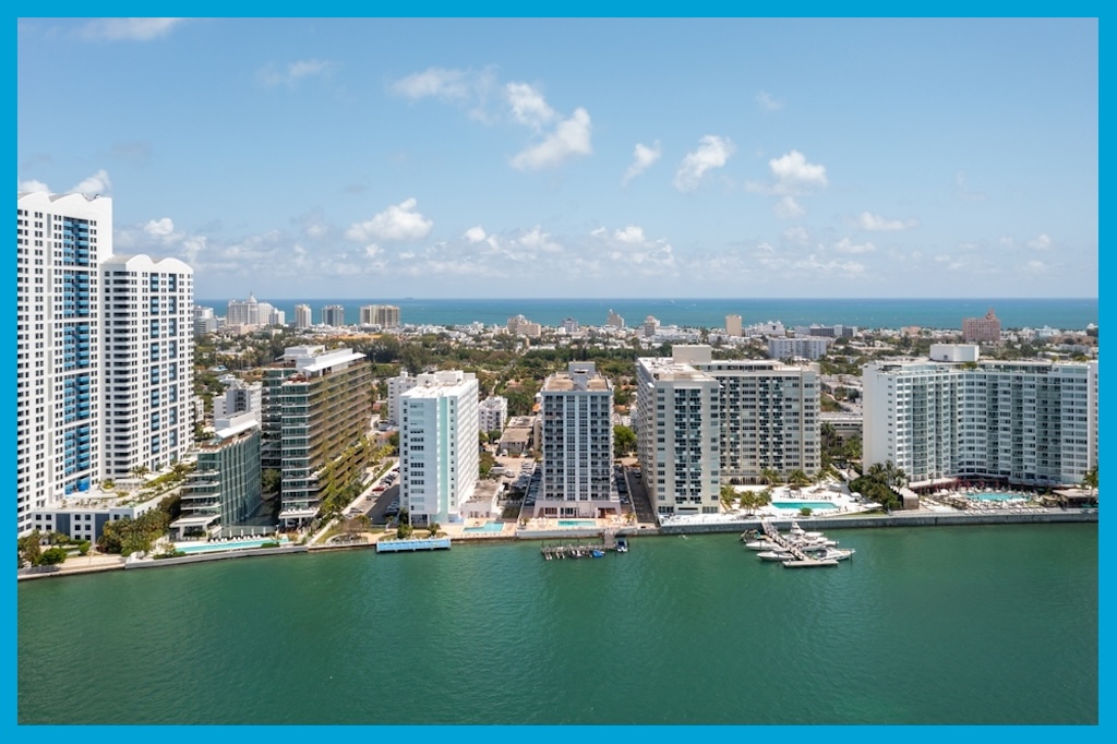 Windemere Condominiums Seawall in Naples FL